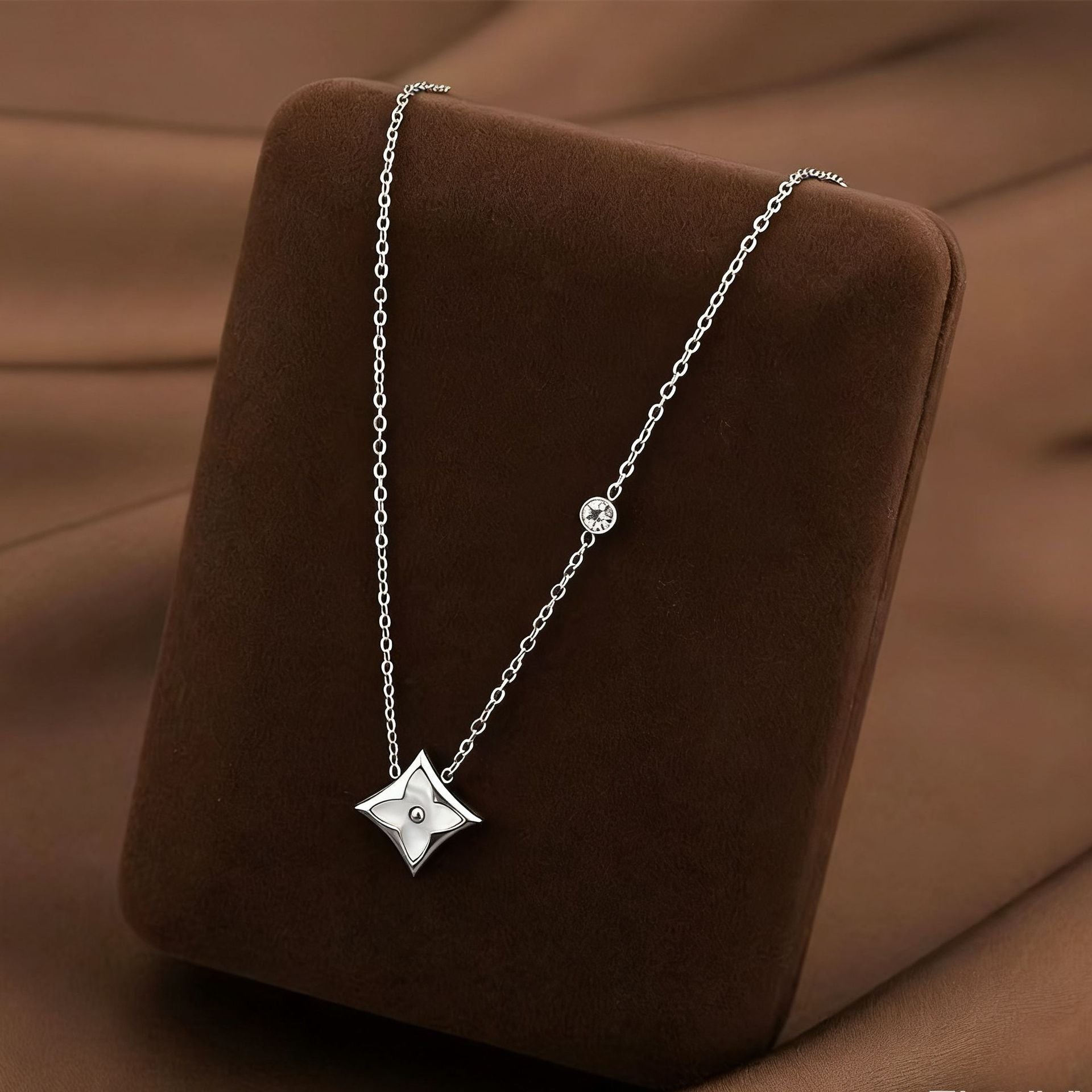 Wholesale Titanium Steel Electroplated Diamond-Shaped Pendant Necklace Korean Style Women' s Gift