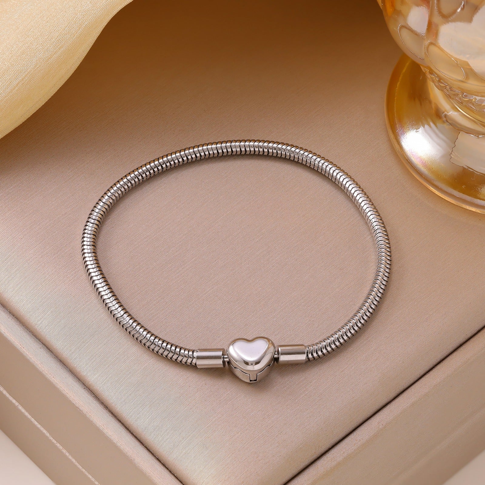Wholesale Snake Bone Titanium Steel Bracelet Fashion DIY Jewelry Accessory With Beaded Chain For Unisex Everyday Wear Or Gift