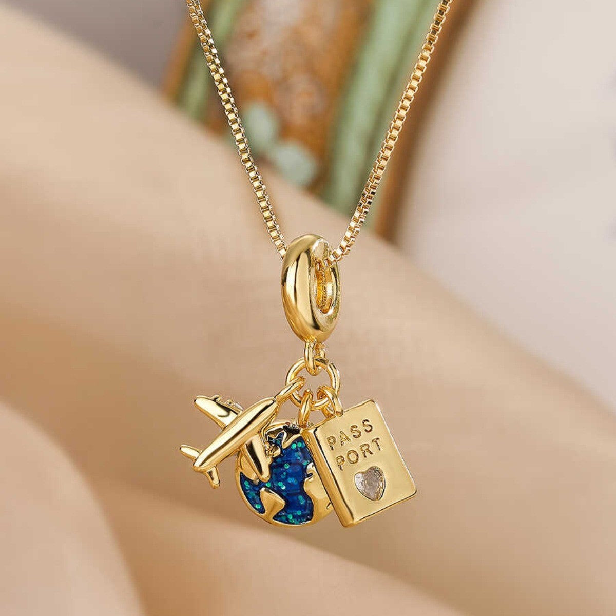 Wholesale  Titanium Steel Creative Zircon  Personality Camera Pendant Necklace