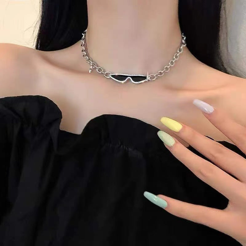 Wholesale Titanium Steel Hip hop sunglasses necklace  non-fading jewelry