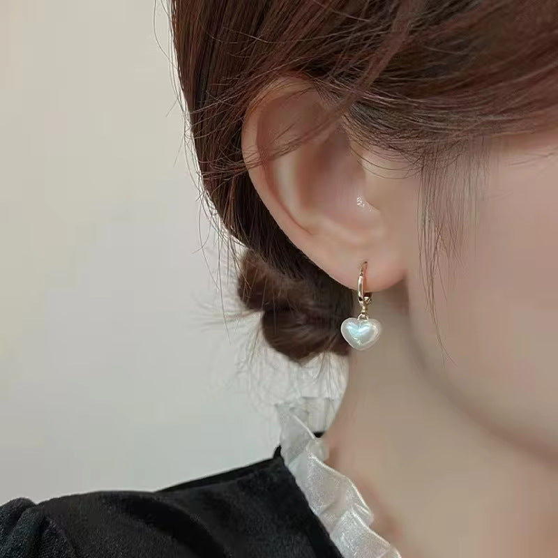 Wholesale Light Luxury Temperament  Pearl Love Ear Buckle  Earrings