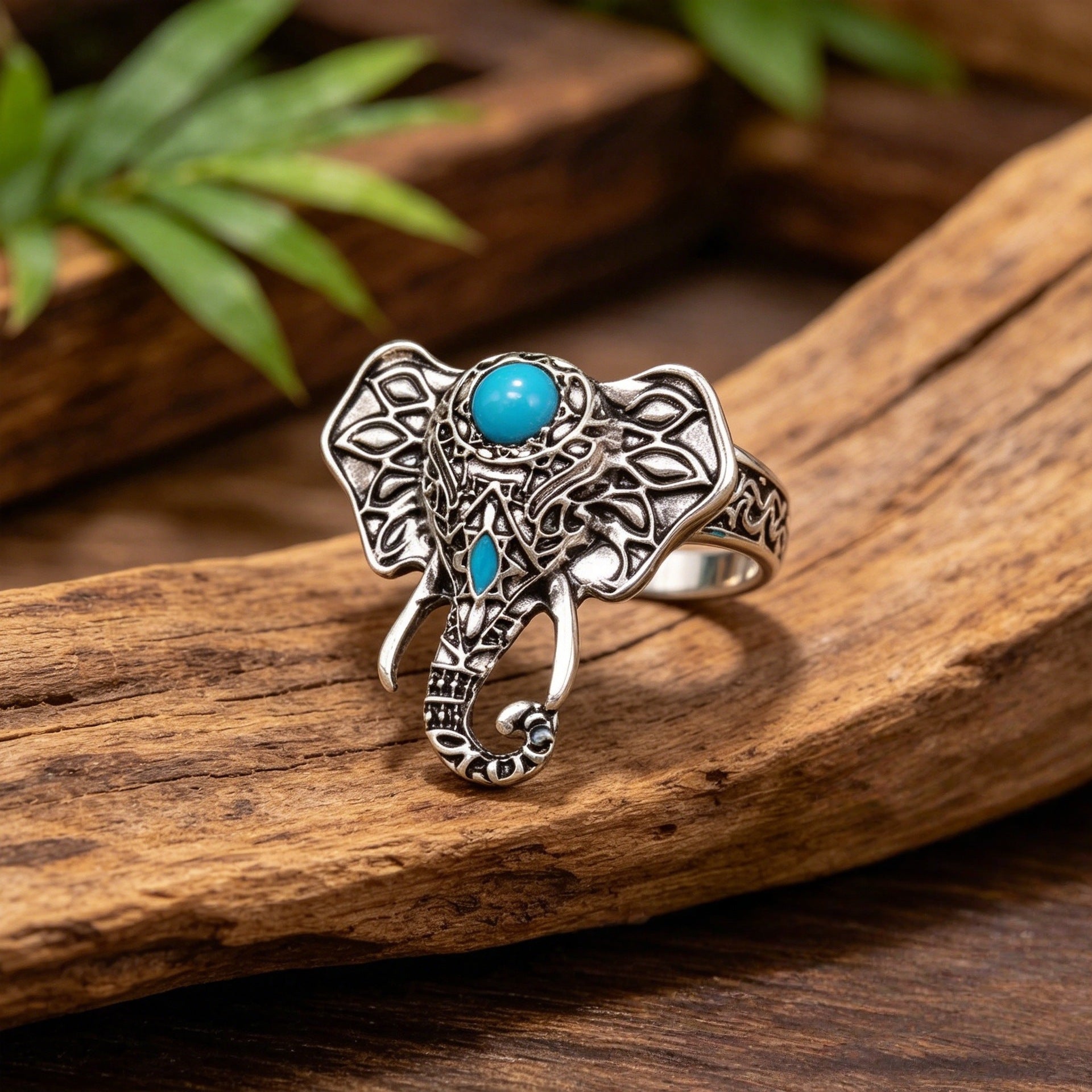 Wholesale Vintage Silver Tone Elephant Open Ring With Turquoise Inlay Ethnic Style Adjustable Ring Fashion Jewelry Accessory Gift For Women