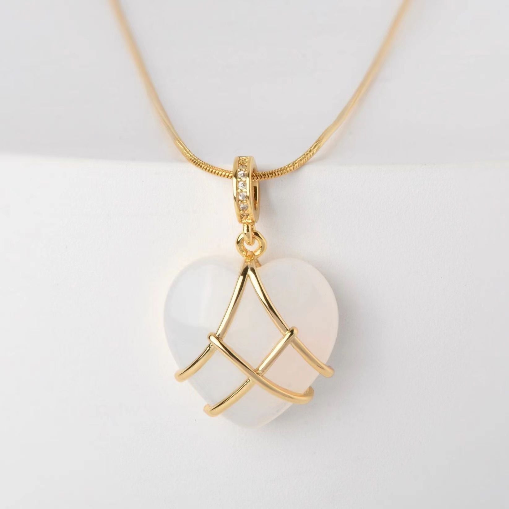 Wholesale Stainless steel natural pink protein copper inlaid zirconium plated real gold necklaces