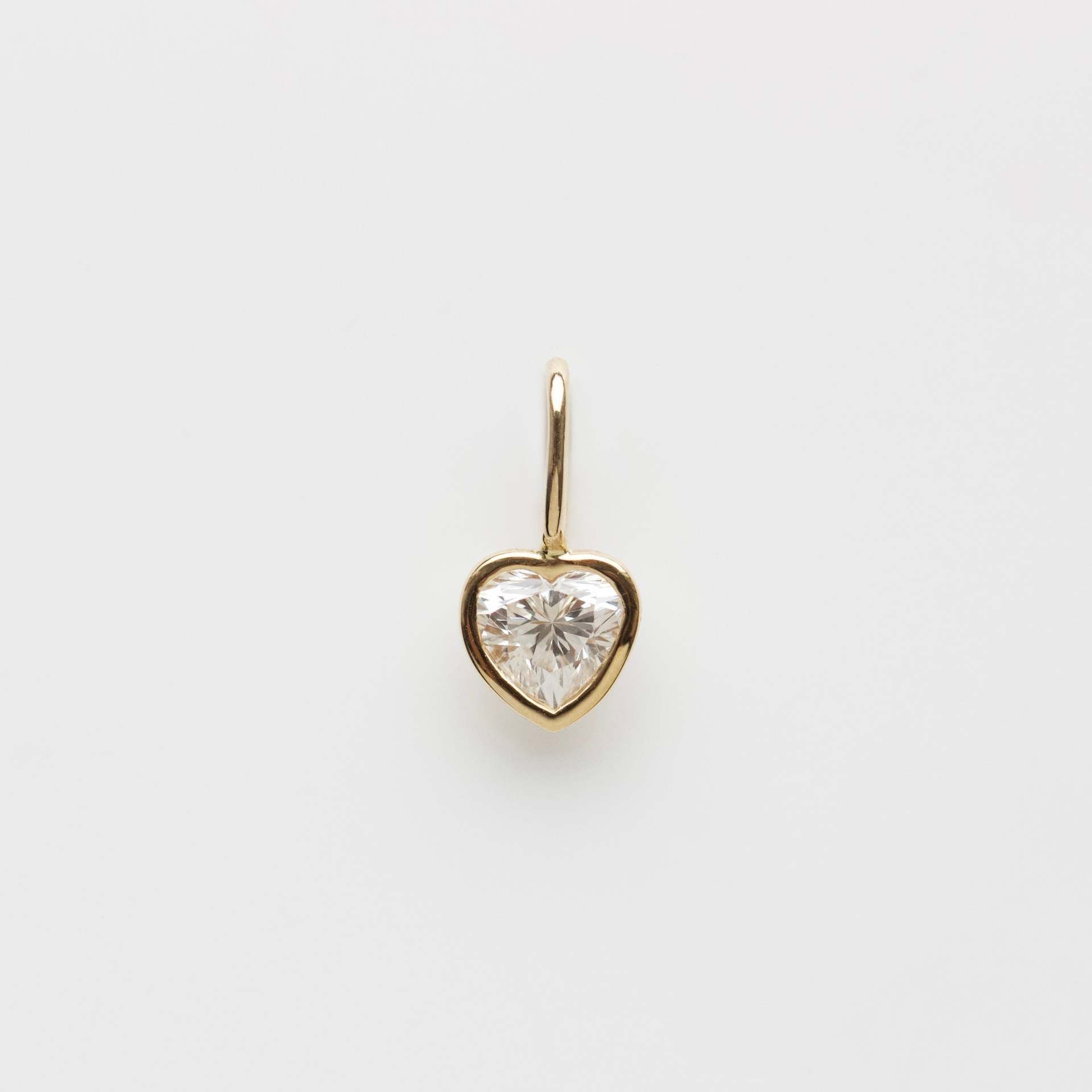 Wholesale December flower zircon pearl pendant green gemstone love Pendant