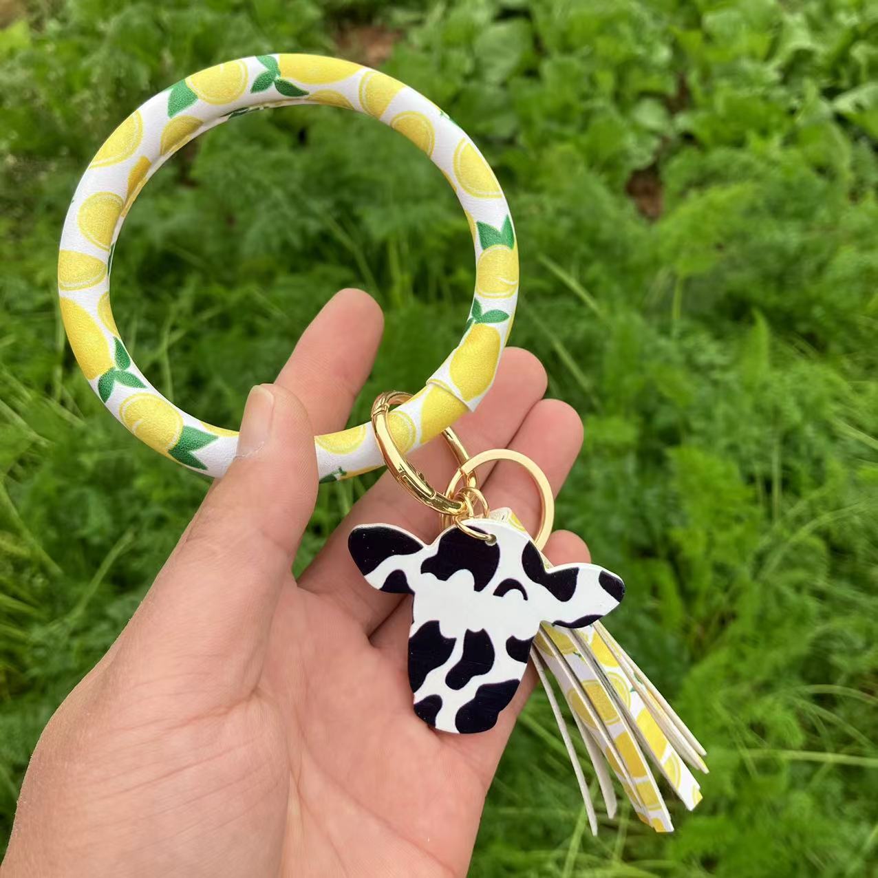 Wholesale Western Style Leopard Print Cow Print Cactus Leather Wristlet Keychain ACC-KC-QiuXue003