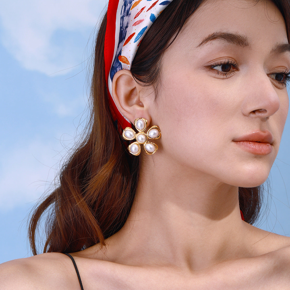 Wholesale stainless steel pearl  light luxury  earrings