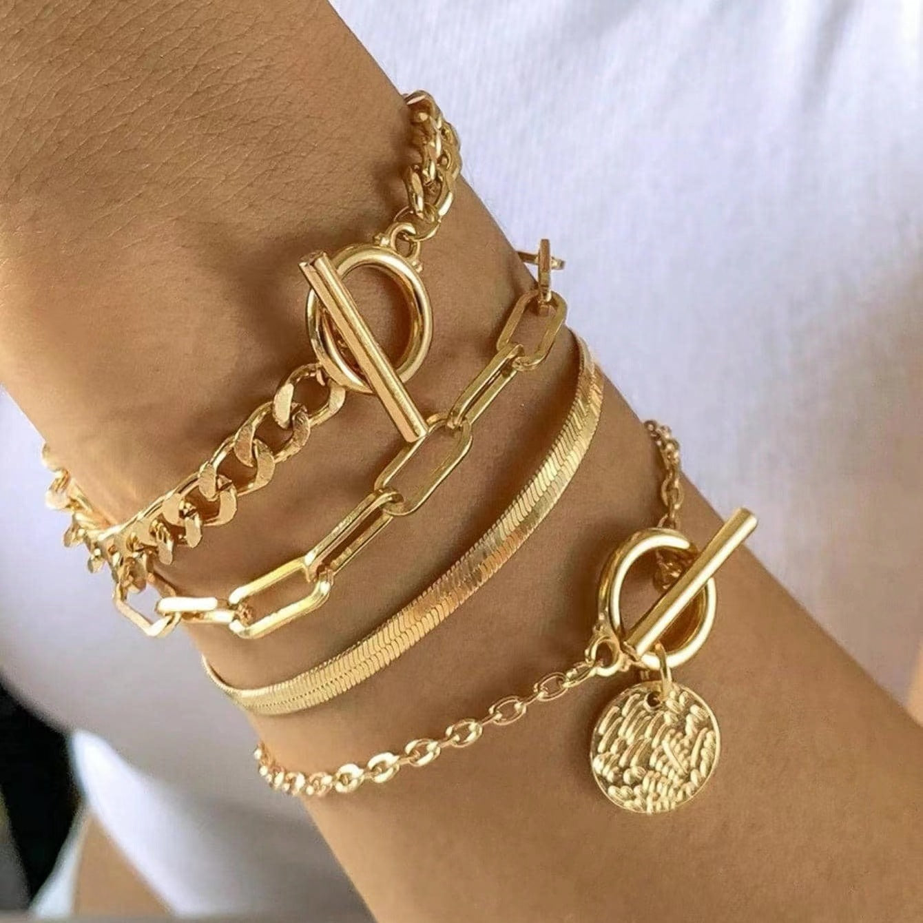 Wholesale Zinc Alloy Multilayer Chain Bracelet Set - Trendy Women' s Fashion Accessory for Everyday Wear