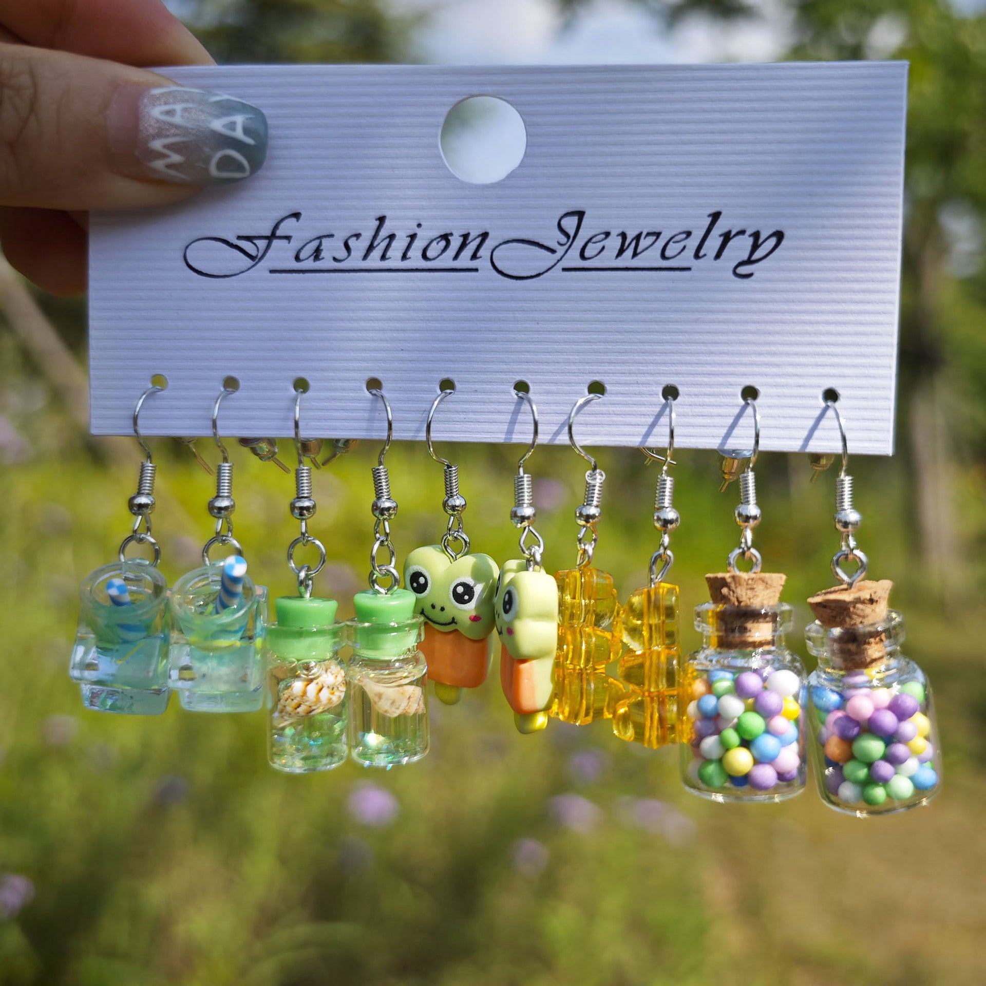 Wholesale Cartoon Animal White Horse Daisy Resin Earrings Set ACC-ES-TianShe004