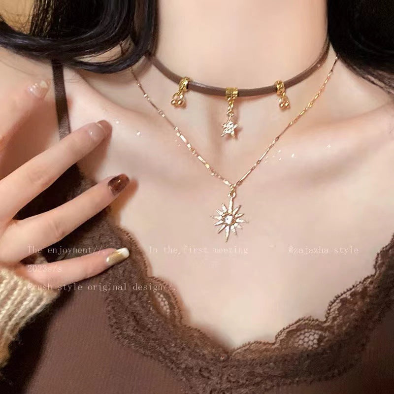 Wholesale Alloy Vintage Sunflower Necklace