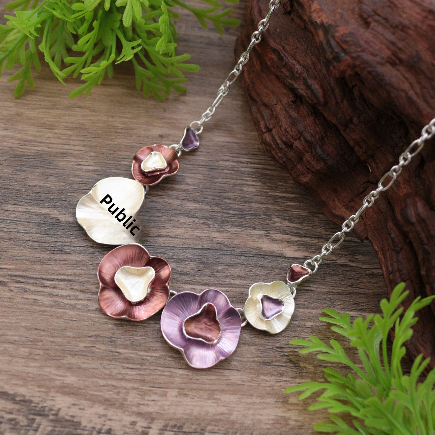 Wholesale Enamel Geometric Flower Necklace  Zinc Alloy Jewelry