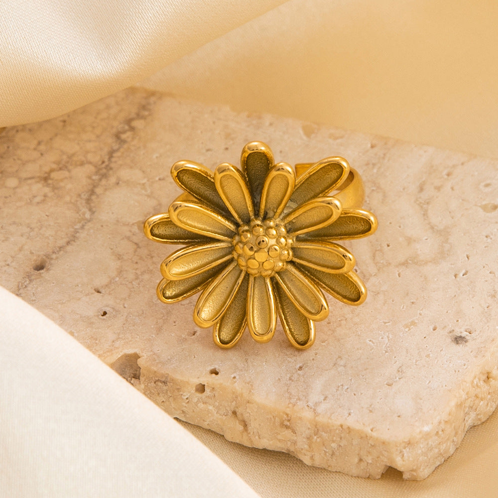 Wholesale Daisy Ring Stainless Steel Plated 18K Gold Light Luxury Rings ACC-RS-LLT008