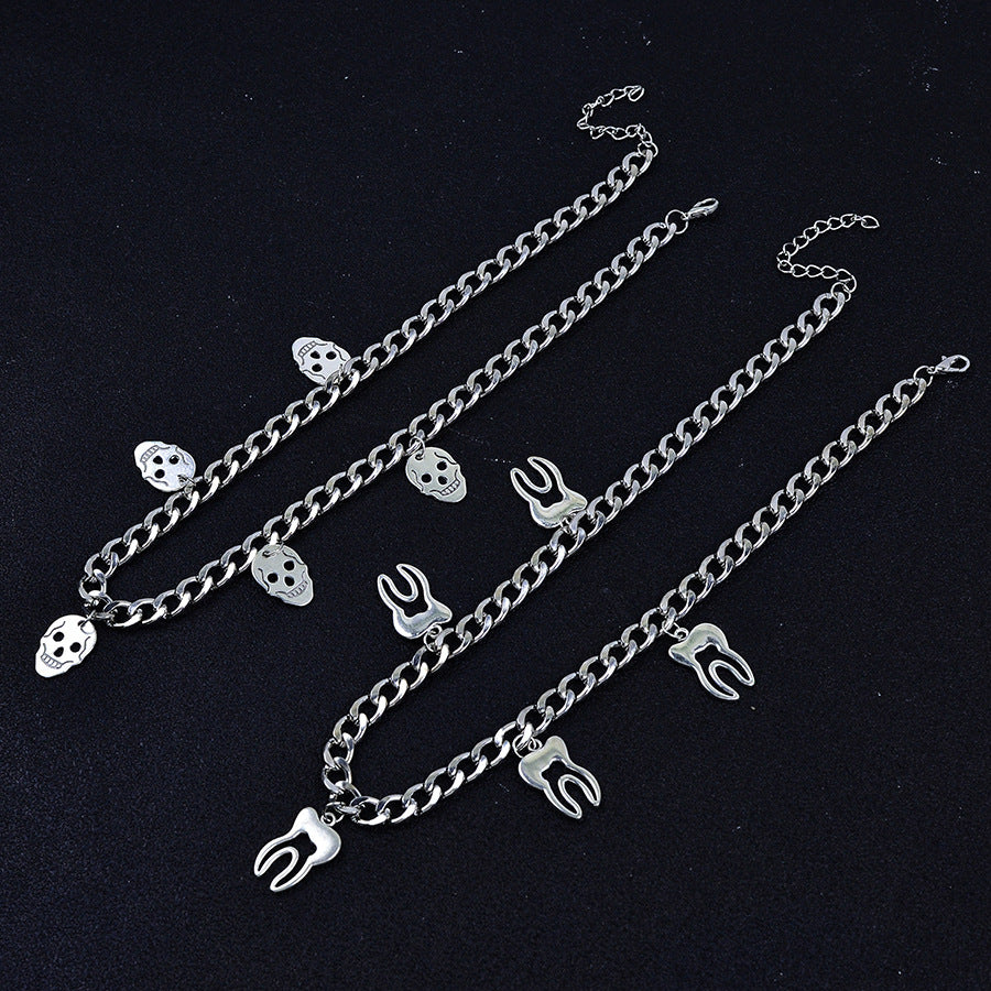 Wholesale Stylish  Skull Demon Teeth Pendant Necklace Silver Tone Zinc Alloy Gothic Chic Jewelry Accessory