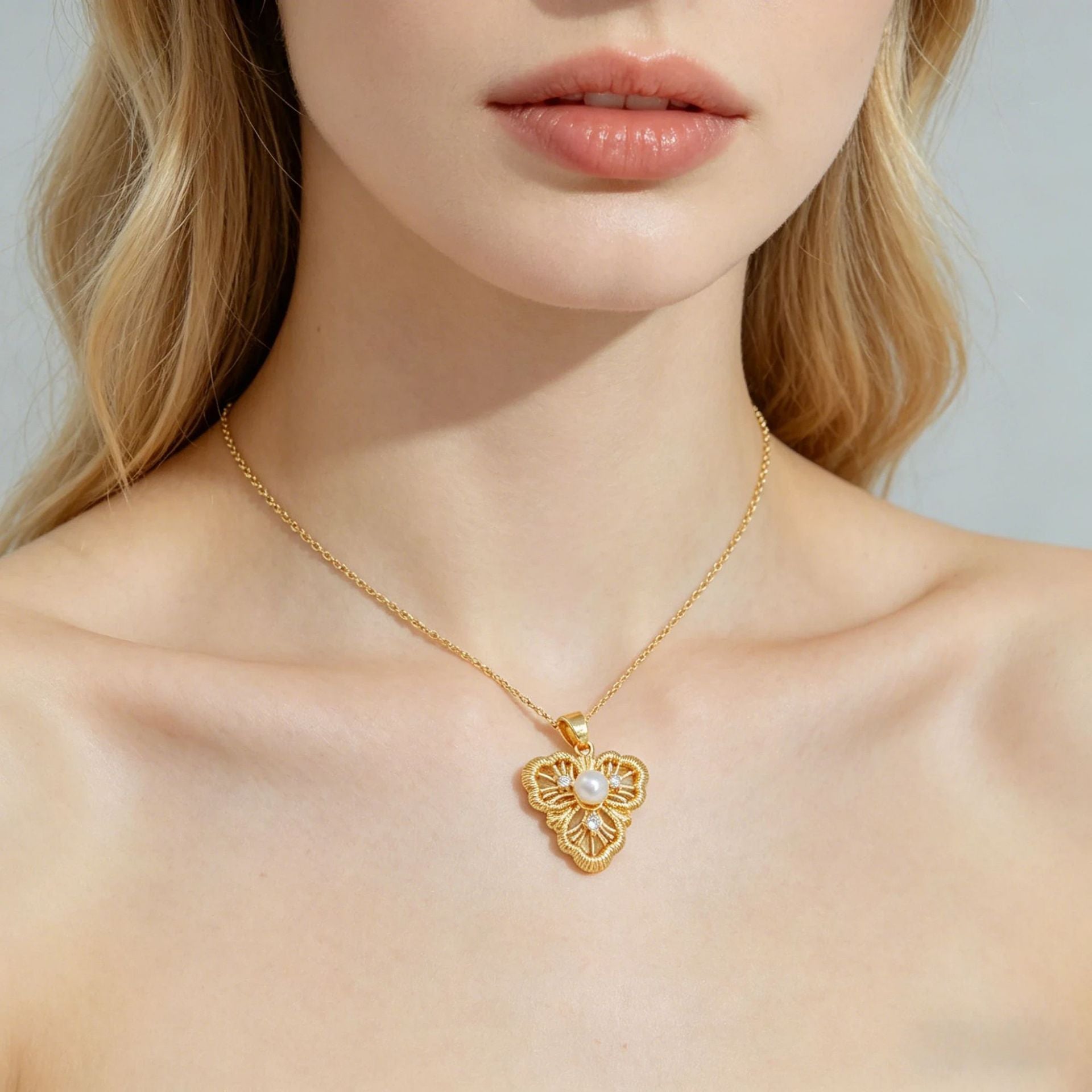 Wholesale Light Luxury Gold Plated Copper Cubic Zirconia Pearl Jewelry Set for Women