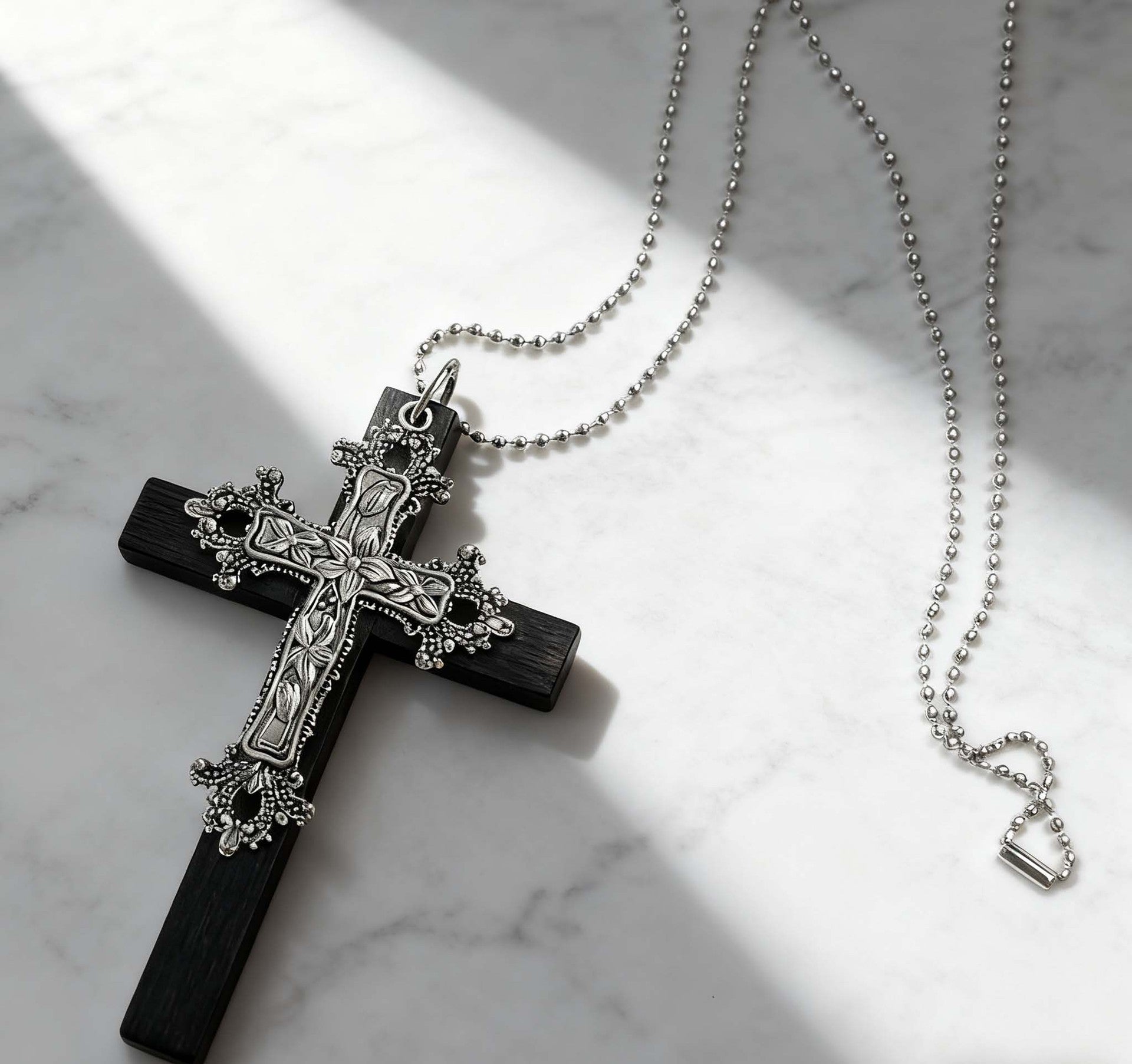 Wholesale Gothic Cross Pendant Necklace Y2K Punk Wooden Jewelry Accessory For Everyday Chic Boutique Resale