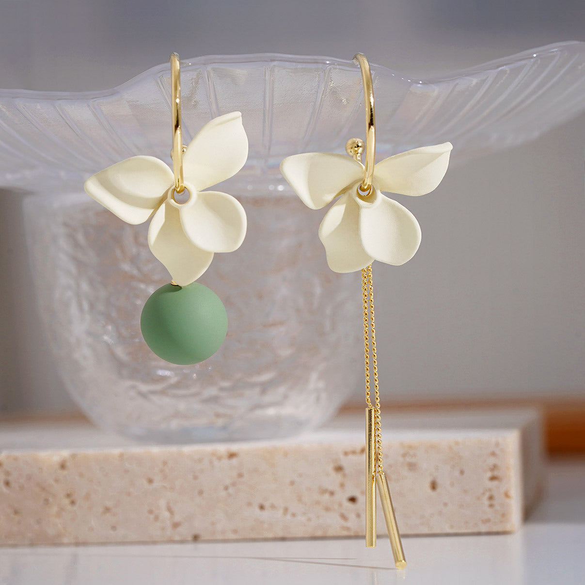 Wholesale Versatile Summer Fresh Green Floral Stud Earrings