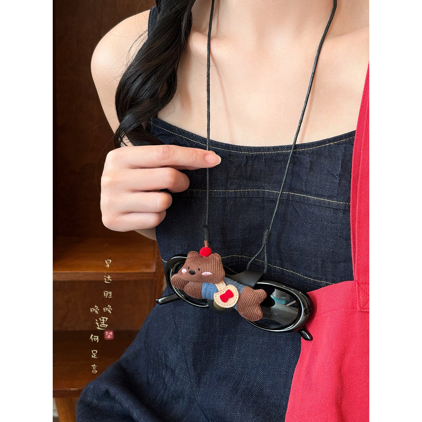 Wholesale Leather Dachshund Eyeglass Lanyard Necklace Women Black White Plaid Chic Jewelry Accessory