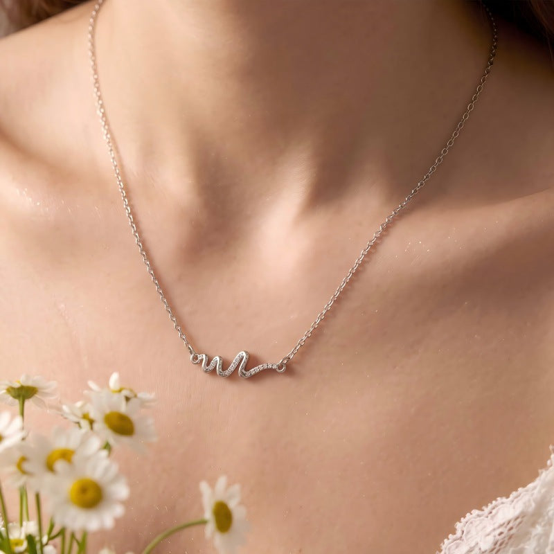 Wholesale White Gold Plated Alloy Wave Necklace Minimalist Collarbone Chain Fashion Accessory