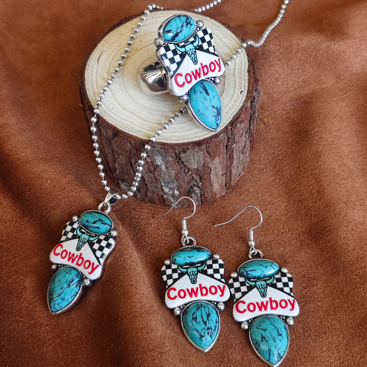 Wholesale Western Cowboy Bohemian Checkerboard Bull Head Jewelry Set Zinc Alloy With Turquoise Pendant Necklace Earrings Ring Trendy Gift