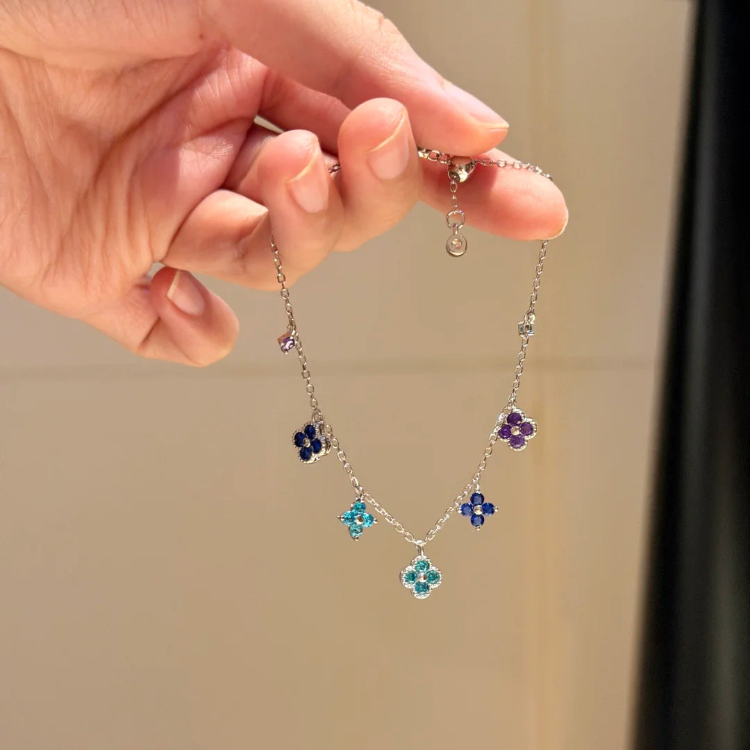 Wholesale Copper Crystal Inlaid Four-Leaf Clover Flower Pendant Necklace,  Fashion Accessory for Women