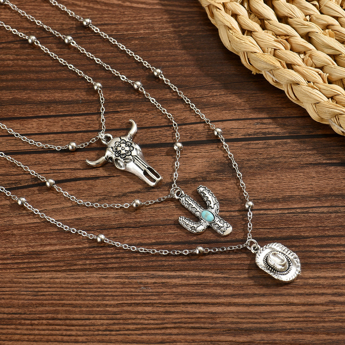 Wholesale 2PCS Western-style turquoise set with cactus and bull' s head necklace