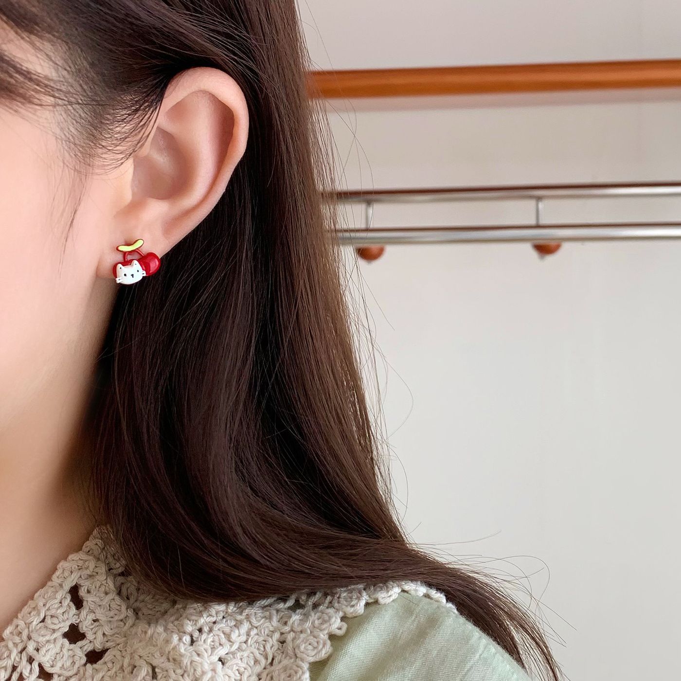 Wholesale Cartoon oil dripping red apple puppy cat earrings silver needle Earrings