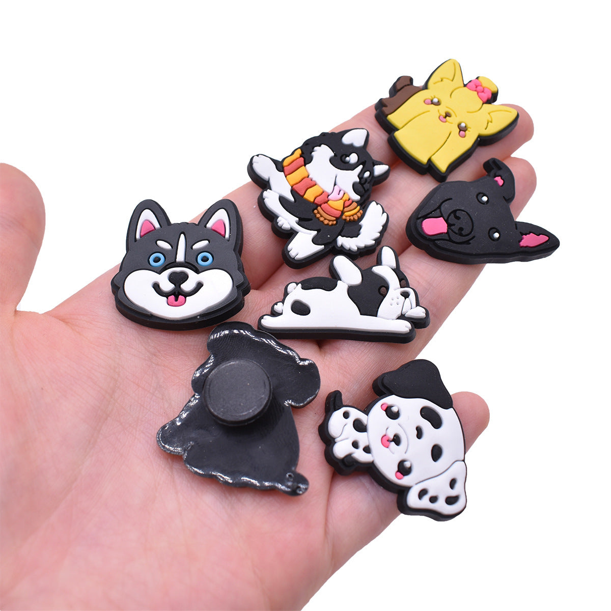 Wholesale Random 100pcs Cute Cartoon Puppy Series Shoes Accessories Shoes Charms