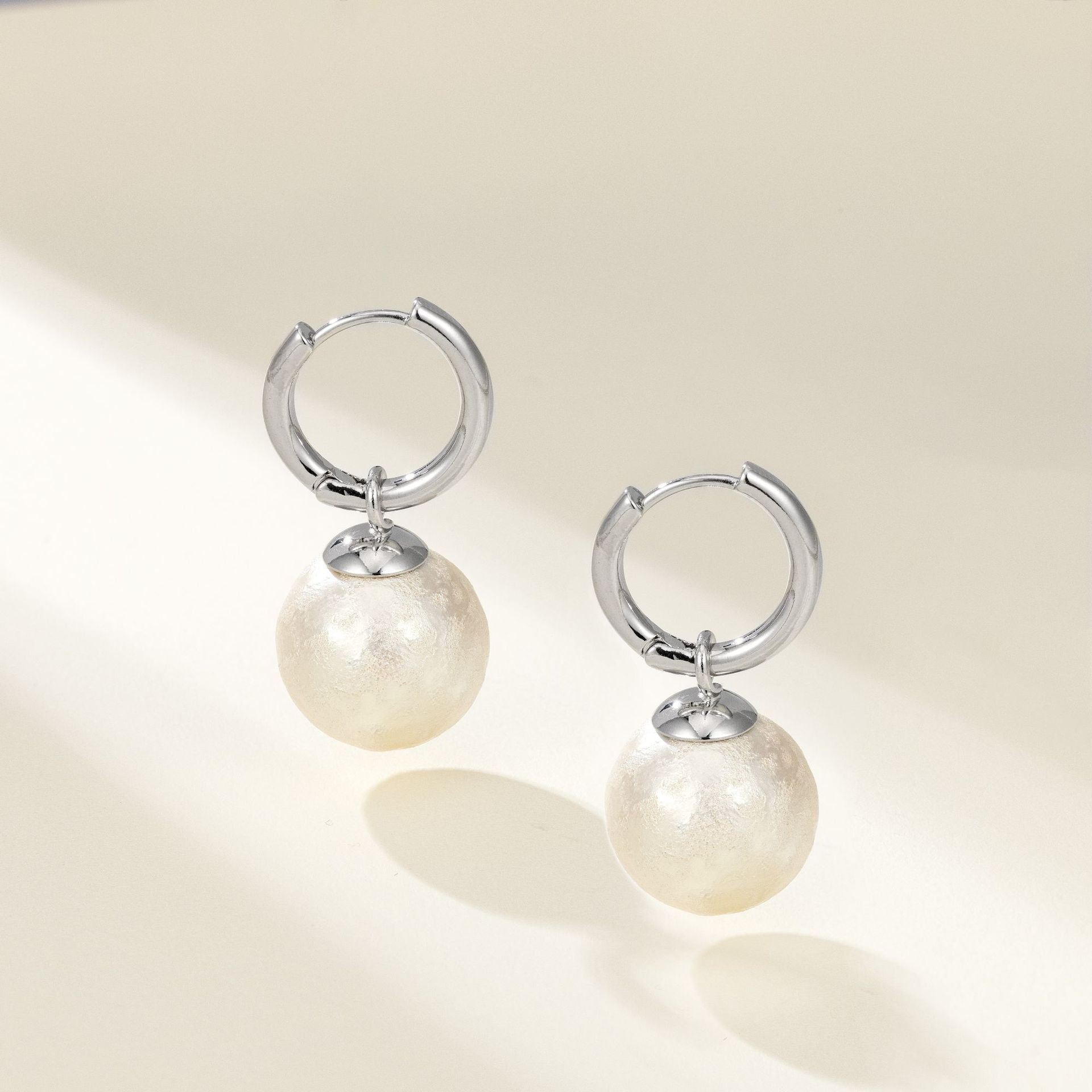 Wholesale  pearl luxury earrings