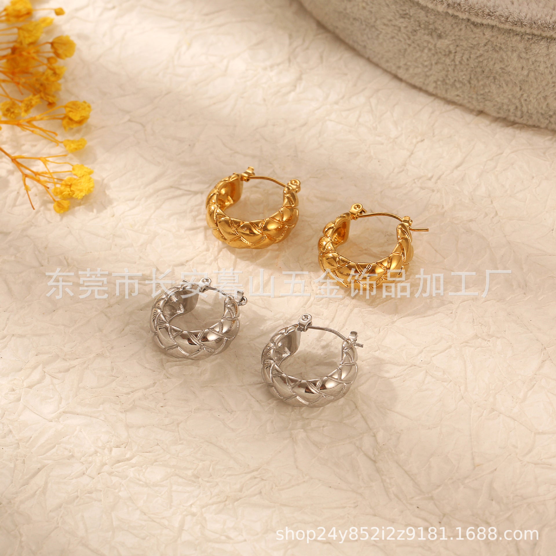 Wholesale stainless steel gold earrings trendy geometric 18K gold earrings