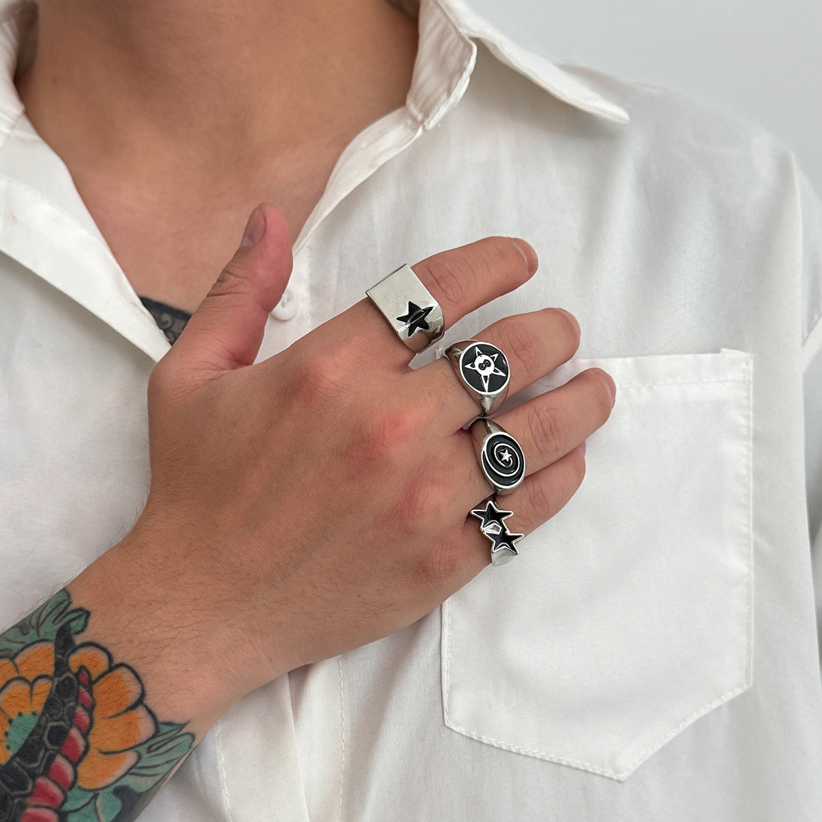 Wholesale European American Style Men' s Five-Pointed Star Ring Set Alloy Electroplated Boutique Resale