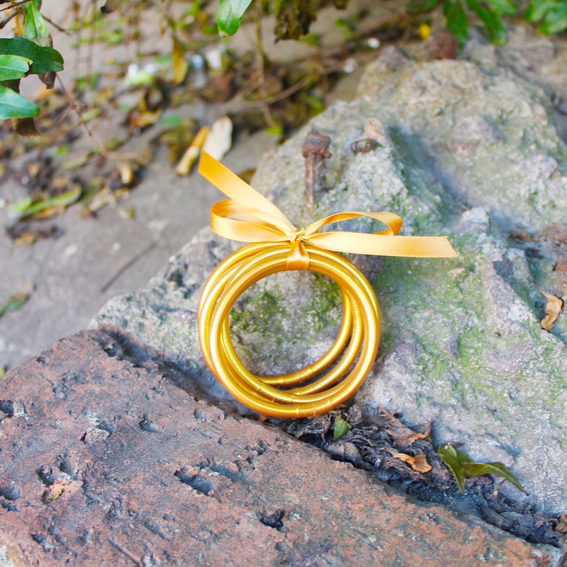 Wholesale Gold Foil Plastic Bracelet Silicone Gold Powder Jelly Bangles ACC-BT-YTian003