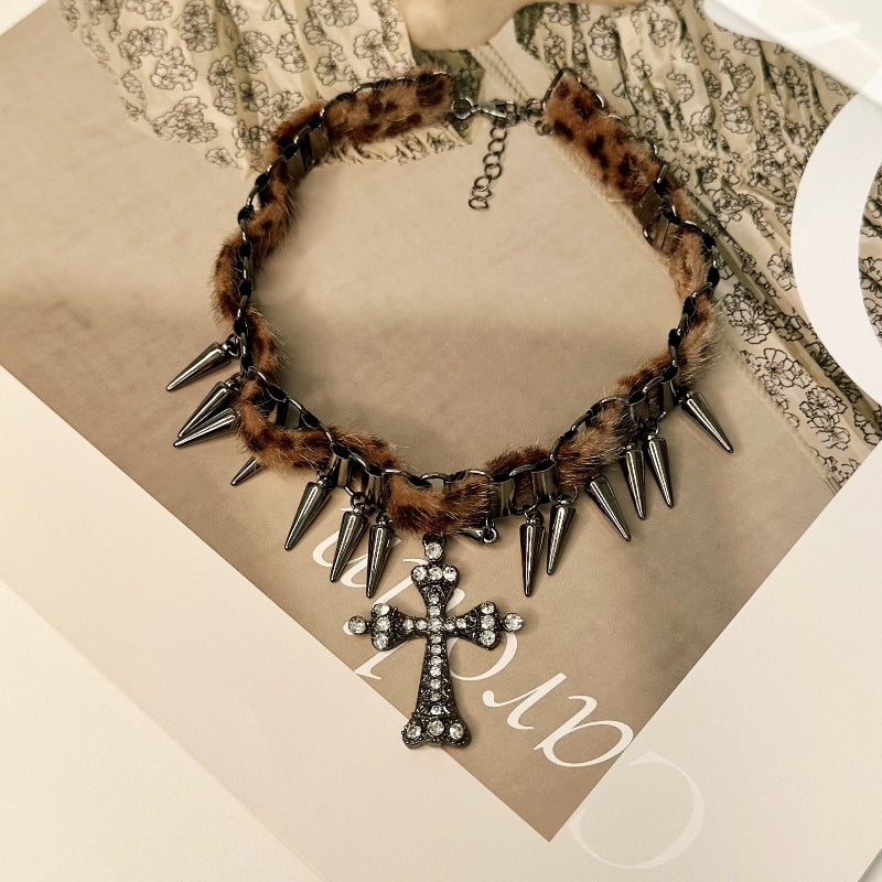 Wholesale  Leopard Print Rivet Cross Choker Necklace