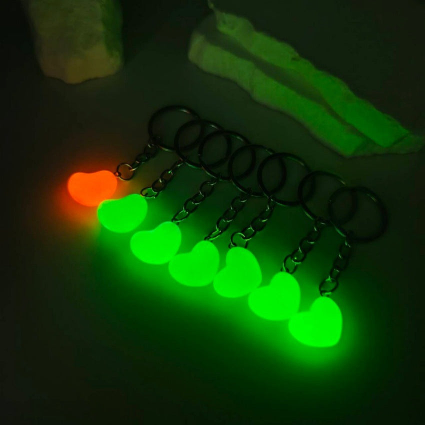 Wholesale Resin Luminous Heart Keychain Fashionable Bag Charm For Handbags And Keys Decorative Gift For Wedding Party Boutique Resale