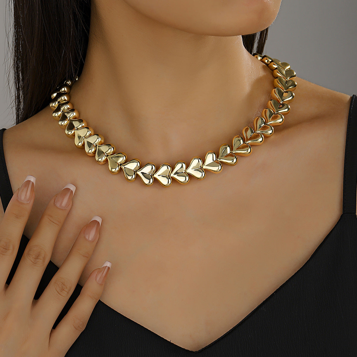 Wholesale Acrylic Heart Shaped Clavicle Necklace And Elastic Bracelet Set Electroplated Fashion Jewelry For Women Everyday Wear Gift