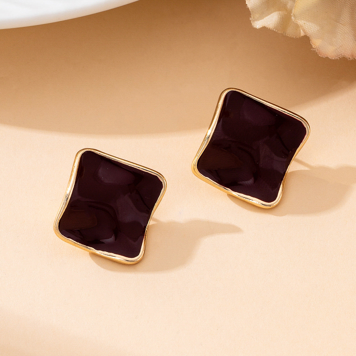 Wholesale Trendy Geometric Drip Oil Earrings for Women - Burgundy Red Alloy Jewelry Accessory