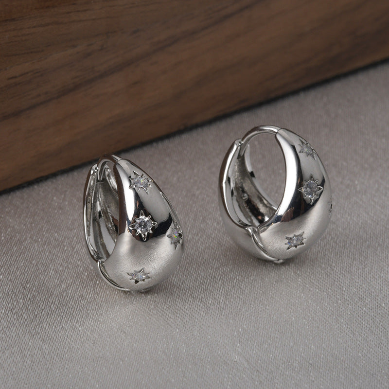 Wholesale Retro Exquisite Personalized Round Eight-Pointed Star Zircon Earrings