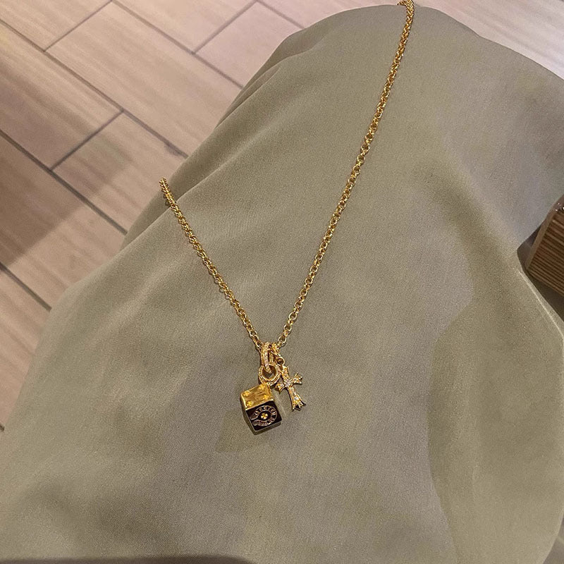 Wholesale  Cross Necklace for Women