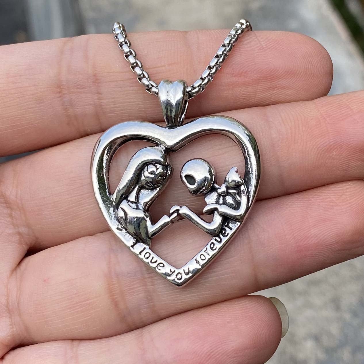 Wholesale Valentine's Day titanium steel heart-shaped luxury necklace