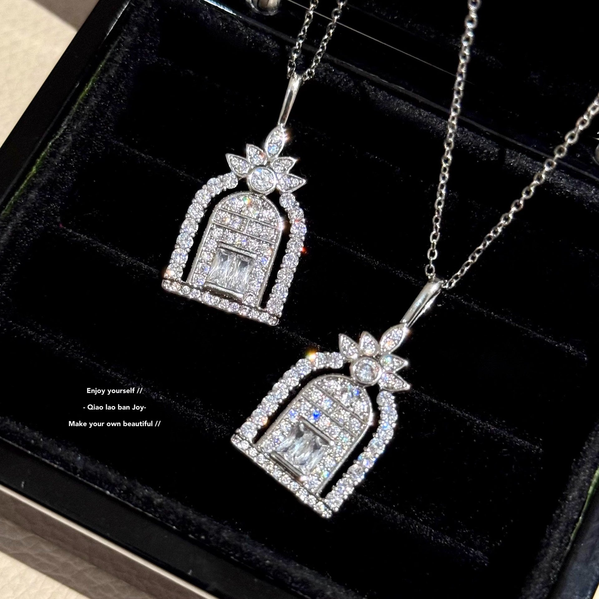Wholesale Light Luxury Castle Clavicle Chain Necklace Copper Electroplated Fashion Jewelry Accessory