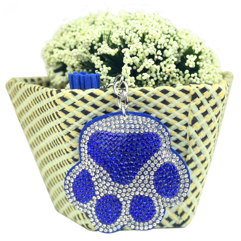 Wholesale creative  velvet diamond-encrusted cat's claw keychain
