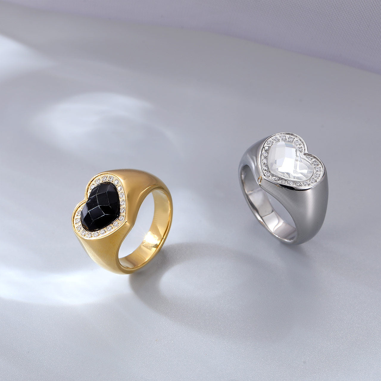 Wholesale Retro Heart-Shaped Titanium Steel Ring