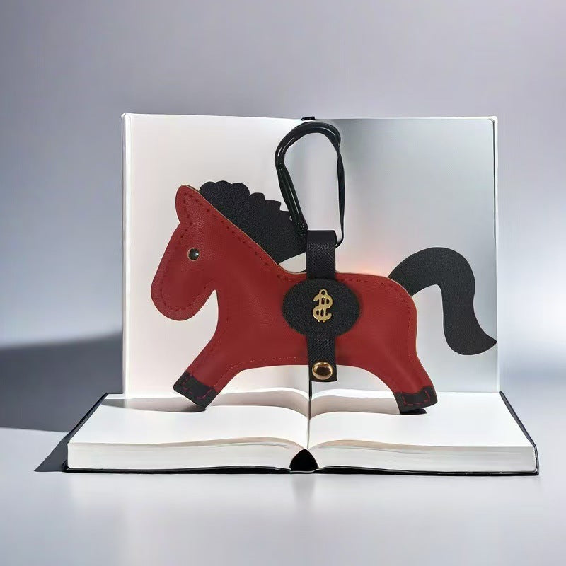 Wholesale Creative Horse Shape Leather Keychain Bag Charm Burgundy For Car Keys And Housewarming Gift