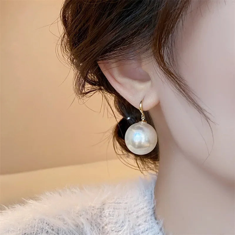 Wholesale Grey Pearl Earrings  Light Luxury Earrings