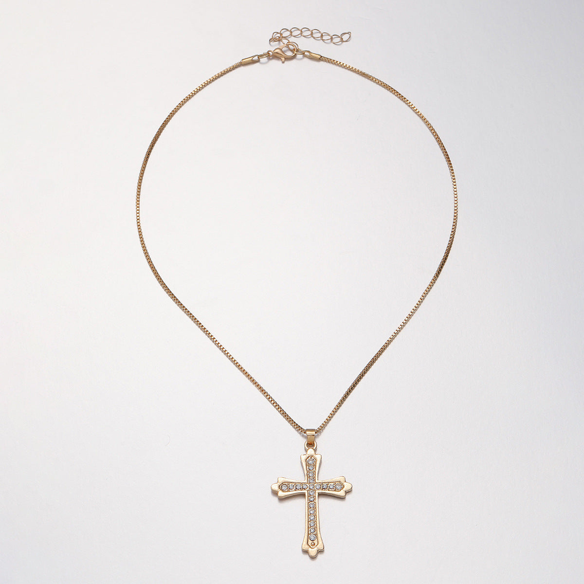 Wholesale Minimalist Cross Pendant Necklace with Rhinestones Zinc Alloy Electroplated Jewelry Accessory for Women Boutique Resale