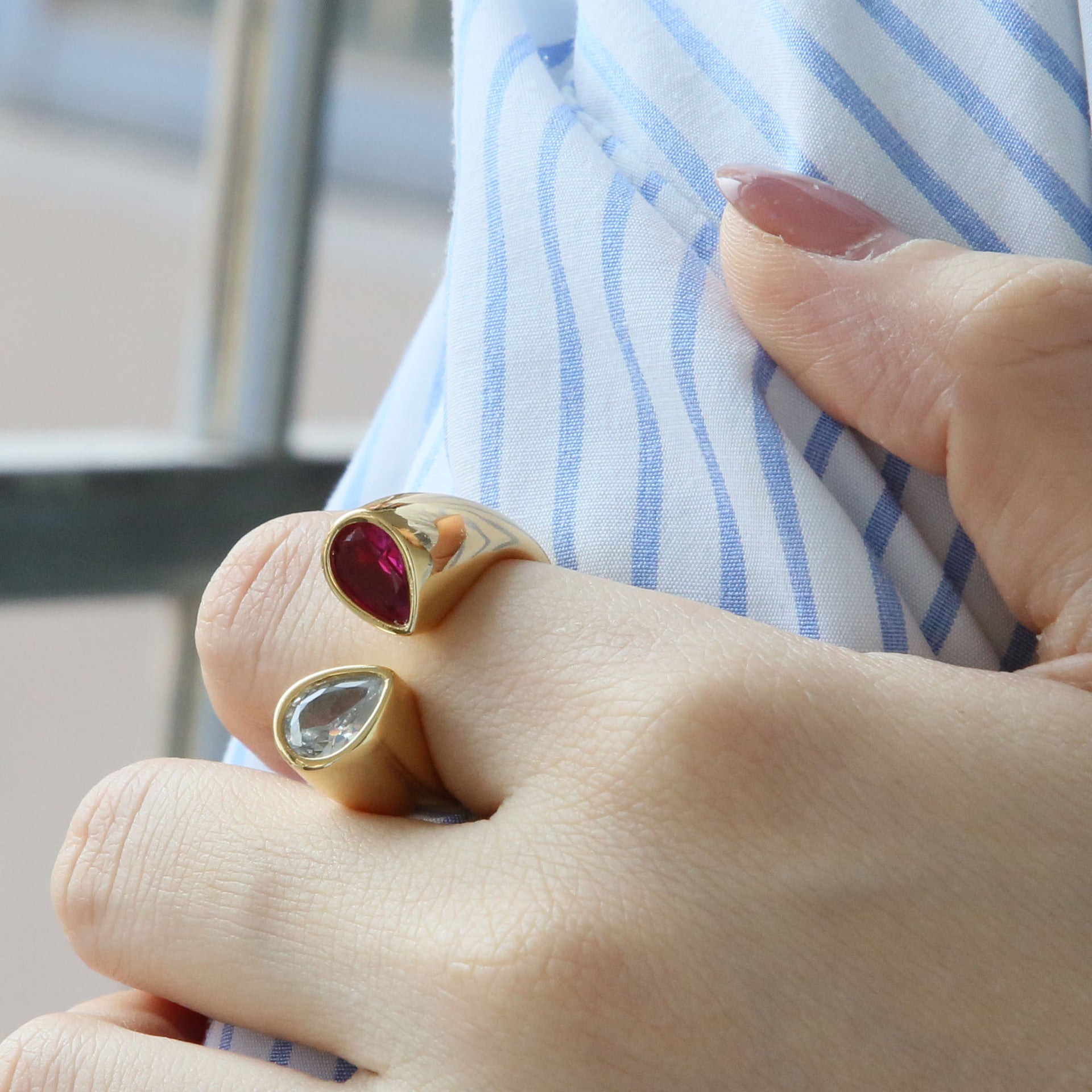 Wholesale 18k Gold Brass Geometric Water Drop Pear Shape Main Stone Women's Ring