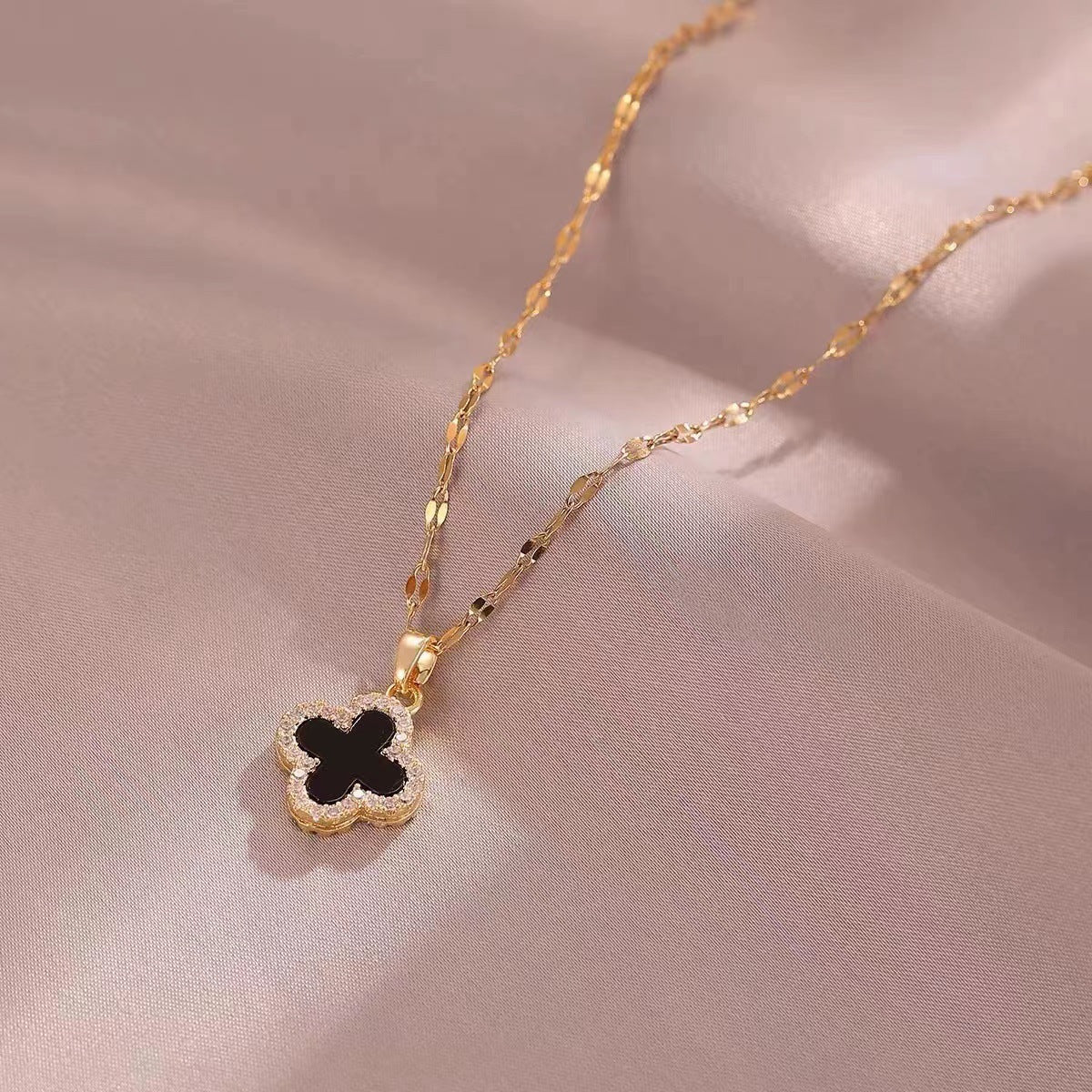 Wholesale Fully Rhinestone Four-leaf Clover Titanium Steel Double Sided Necklace
