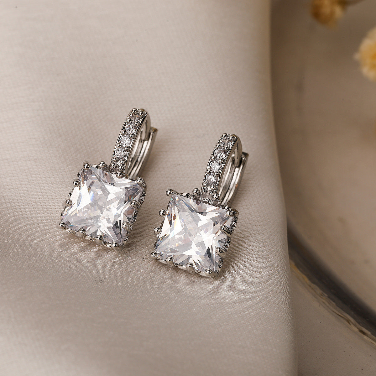 Wholesale Light Luxury Copper Plated Real Gold Zircon Earrings ACC-ES-AG003