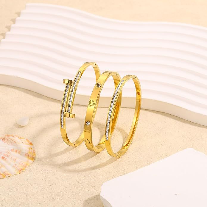 Wholesale Titanium Steel Four Leaf Clover Bracelet Fashion Accessory for Women Everyday Wear