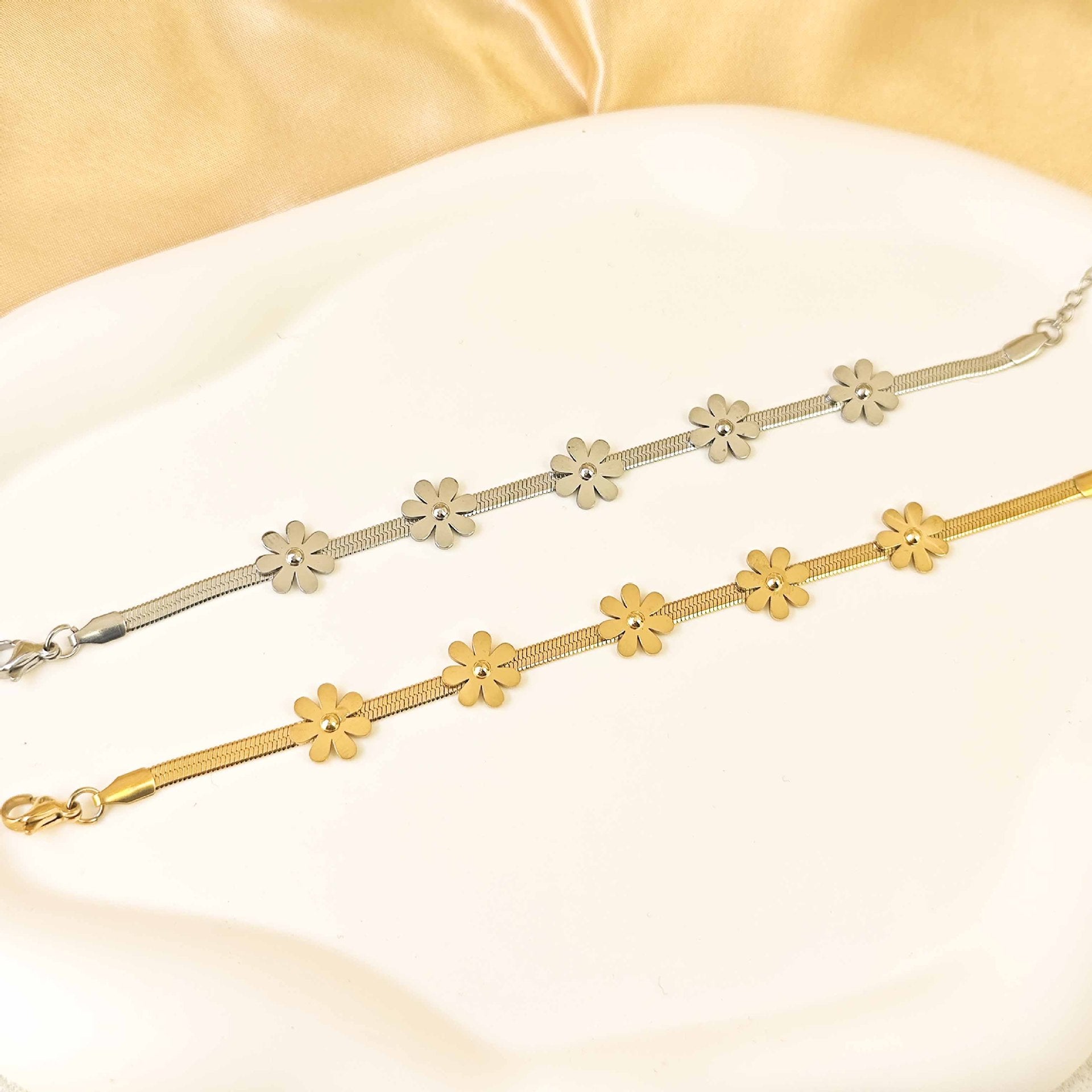 Wholesale Minimalist  Titanium Steel Bracelet Fashion Jewelry Accessory for Women Gift