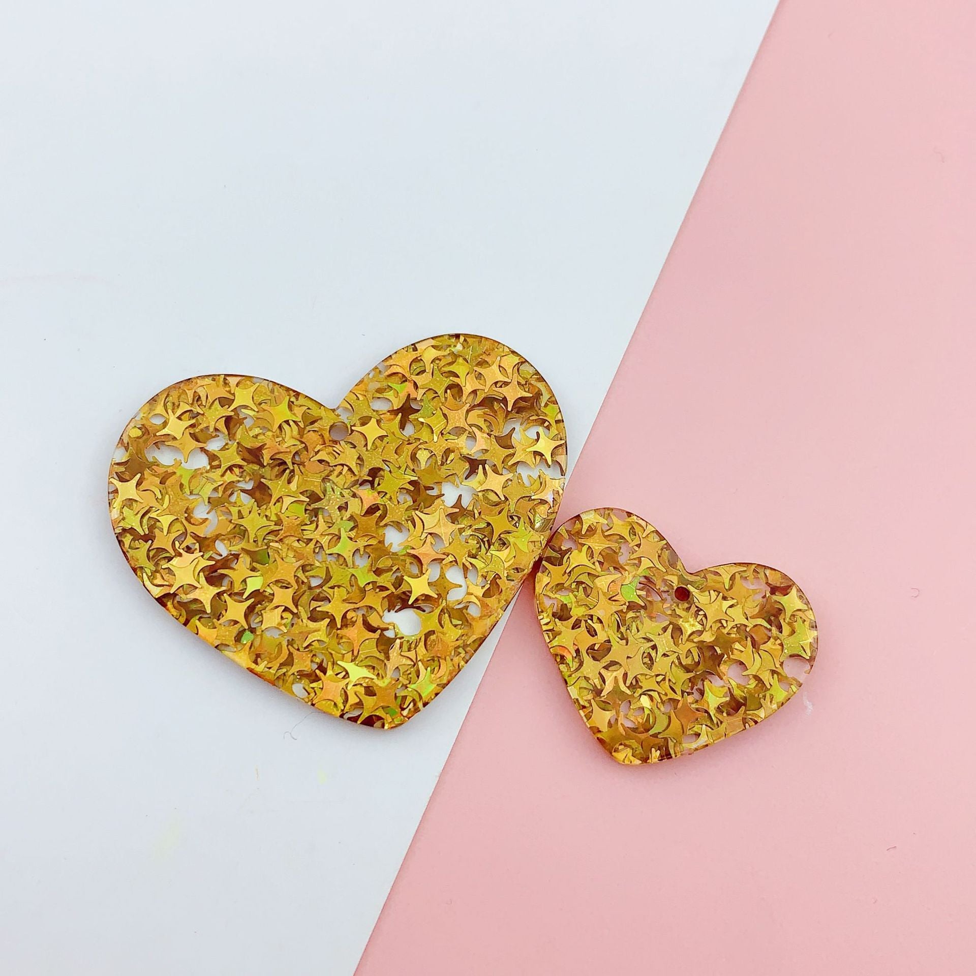 Wholesale 10pcs acrylic color sequins heart-shaped  Pendant