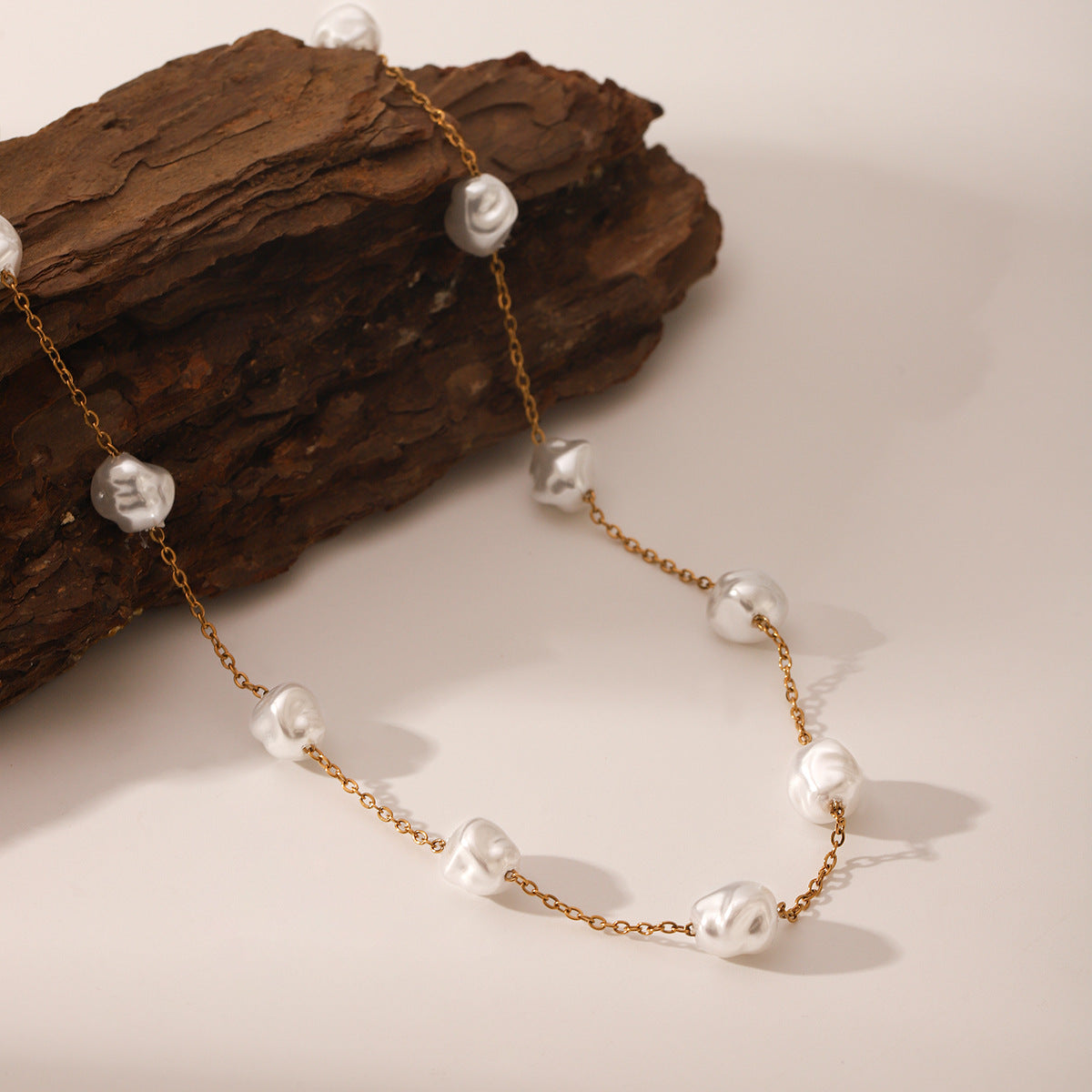 Wholesale Pearl Necklace Stainless Steel 18K Gold Irregular Pearl Necklace